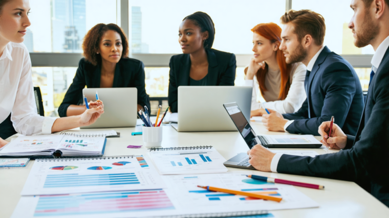 découvrez comment choisir la formation parfaite pour réussir votre reconversion professionnelle grâce à nos conseils et astuces essentiels.
